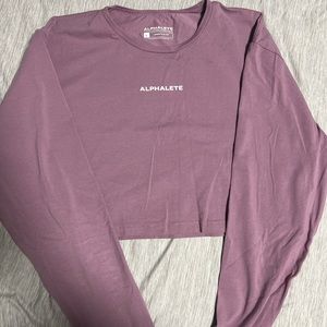ALPHALETE LIFESTYLE WOMENS FIT CROP SHIRT-Large